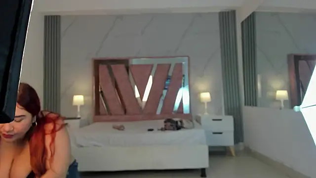 Snapshot of VanessaHard_as chatting on September 2025 07:25:02 PM VanessaHard as online show from September 2025 07:25:02 PM