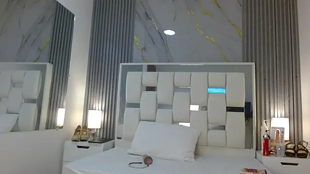 Snapshot of VanessaHard_as chatting on September 2025 07:30:02 PM VanessaHard as online show from September 2025 07:30:02 PM