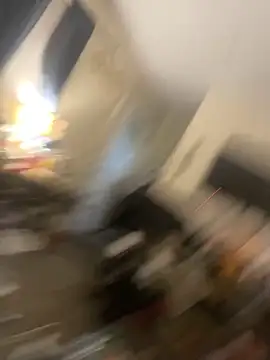 KingRonni online show from November 2025 05:28:02 AM