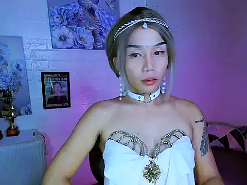 YourNikkieXxx online show from October 2025 11:22:02 AM