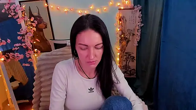 Aurora Loveu online show from February 2026 10:44:01 PM