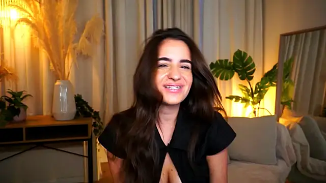 Snapshot of miilky_wayy chatting on September 2025 12:26:01 PM miilky wayy online show from September 2025 12:26:01 PM