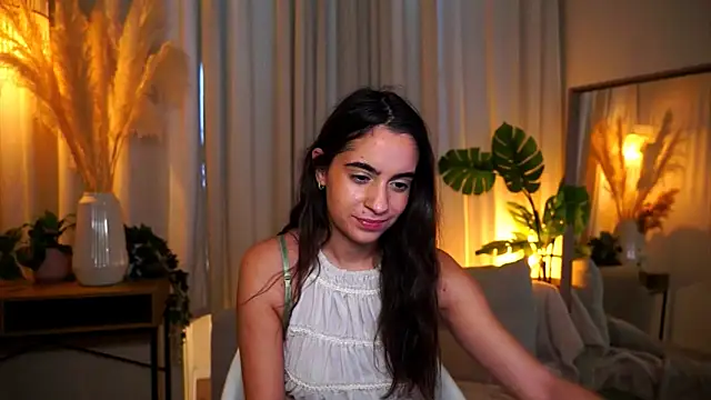 Snapshot of miilky_wayy chatting on September 2025 12:21:02 PM miilky wayy online show from September 2025 12:21:02 PM