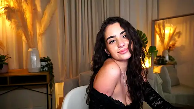 Snapshot of miilky_wayy chatting on October 2025 04:02:02 PM miilky wayy online show from October 2025 04:02:02 PM