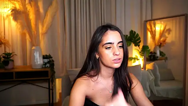 Snapshot of miilky_wayy chatting on October 2025 04:08:02 PM miilky wayy online show from October 2025 04:08:02 PM