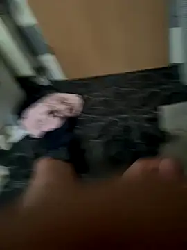 Snapshot of geilheit12 chatting on October 2025 04:37:01 PM geilheit12 online show from October 2025 04:37:01 PM