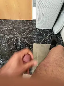 Snapshot of geilheit12 chatting on October 2025 09:07:02 AM geilheit12 online show from October 2025 09:07:02 AM