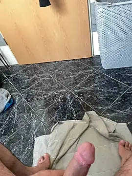 Snapshot of geilheit12 chatting on October 2025 12:06:01 PM geilheit12 online show from October 2025 12:06:01 PM