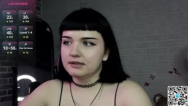 RileyTorres online show from September 2025 01:32:01 PM