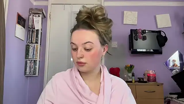 Snapshot of SexySashaxox chatting on October 2025 02:02:02 PM SexySashaxox online show from October 2025 02:02:02 PM