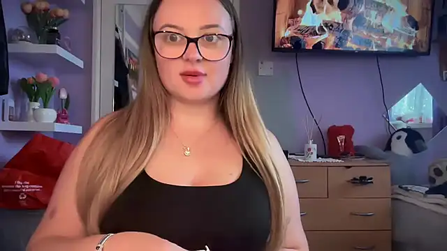 SexySashaxox online show from June 2026 02:15:02 PM