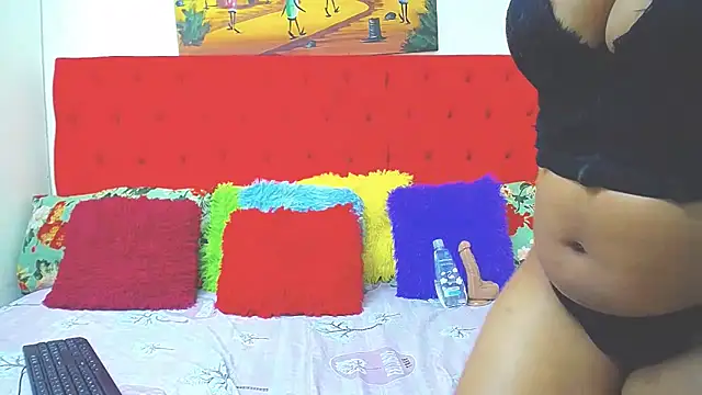 NawtyLilBooty online show from October 2025 05:24:02 PM