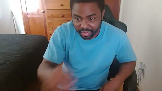 Breadwinnah online show from November 2025 09:02:02 PM