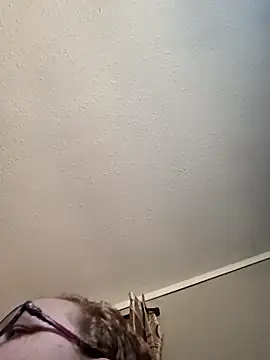 countrymomma online show from December 2025 05:51:02 PM