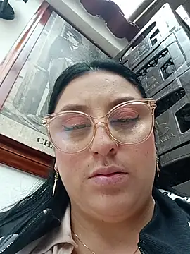 megan fox5 online show from December 2025 04:02:01 PM