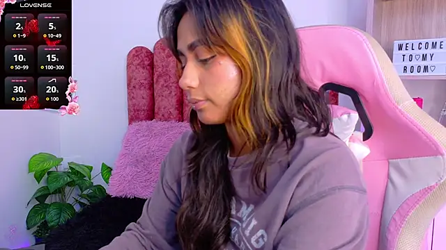 Conejita 420 online show from December 2025 07:32:01 PM