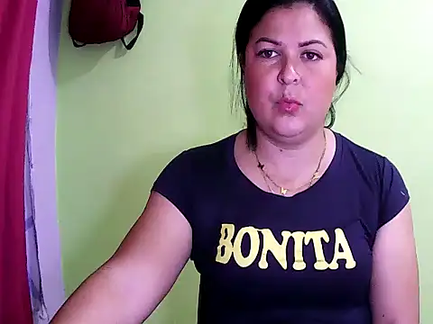 Snapshot of anapaulaa chatting on October 2025 02:12:02 AM anapaulaa online show from October 2025 02:12:02 AM