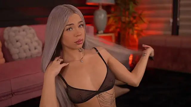 Snapshot of NickyBenz chatting on November 2025 07:05:02 PM NickyBenz online show from November 2025 07:05:02 PM