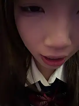 Snapshot of Yiyi-707 chatting on December 2025 02:04:02 PM Yiyi-707 online show from December 2025 02:04:02 PM