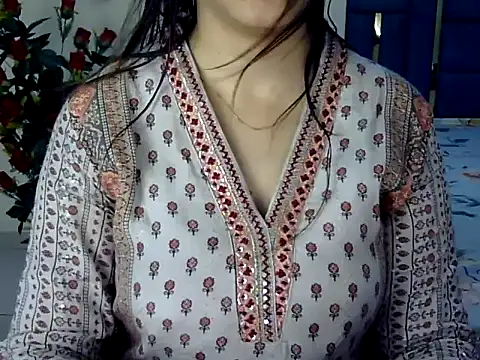Rumi cute online show from May 2026 02:33:02 PM