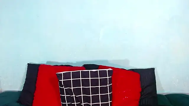 Naomi Blomm online show from February 2026 12:42:01 AM