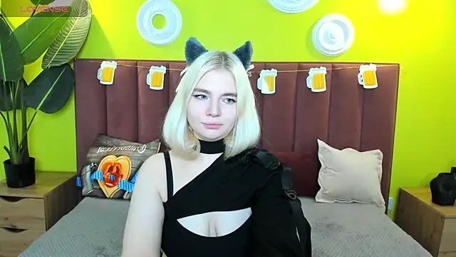 RuthBryant online show from September 2025 01:11:01 AM