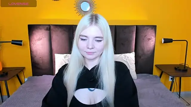 RuthBryant online show from October 2025 08:15:01 AM