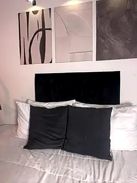 izzyvega   online show from October 2025 01:28:02 AM