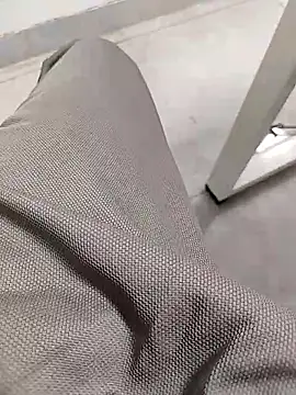 themasklover online show from April 2026 06:00:02 AM