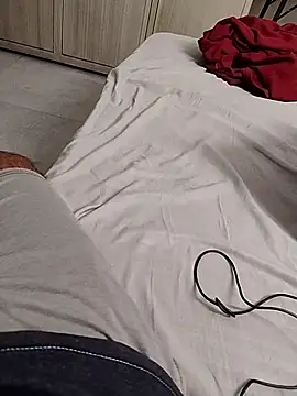 themasklover online show from April 2026 05:37:01 PM