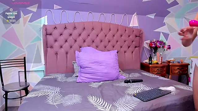 ZaharaSkylar online show from September 2025 11:44:02 AM