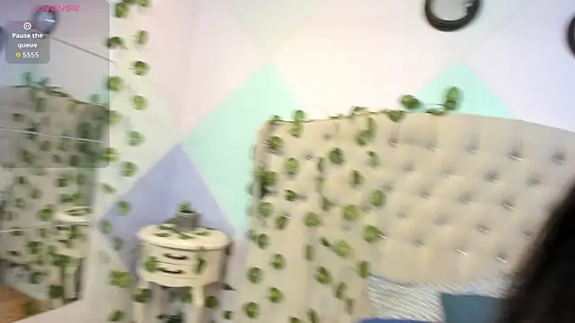 ZaharaSkylar online show from November 2025 11:43:02 AM