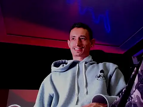 Snapshot of Damartinez27 chatting on September 2025 05:23:01 AM Damartinez27 online show from September 2025 05:23:01 AM