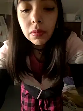 Snapshot of missapril0101 chatting on May 2026 03:57:02 AM missapril0101 online show from May 2026 03:57:02 AM