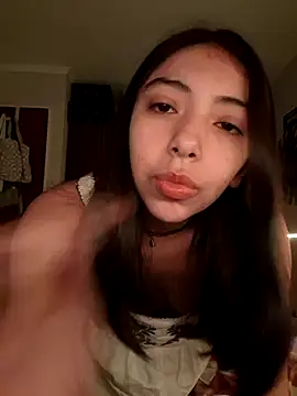 Snapshot of missapril0101 chatting on June 2026 07:03:02 PM missapril0101 online show from June 2026 07:03:02 PM