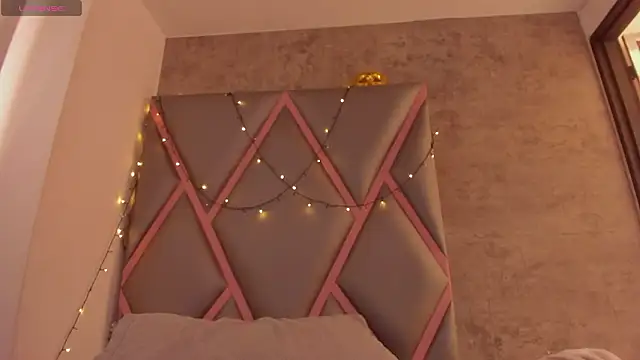 Snapshot of Lucy-23 chatting on March 2026 04:09:01 PM Lucy-23 online show from March 2026 04:09:01 PM