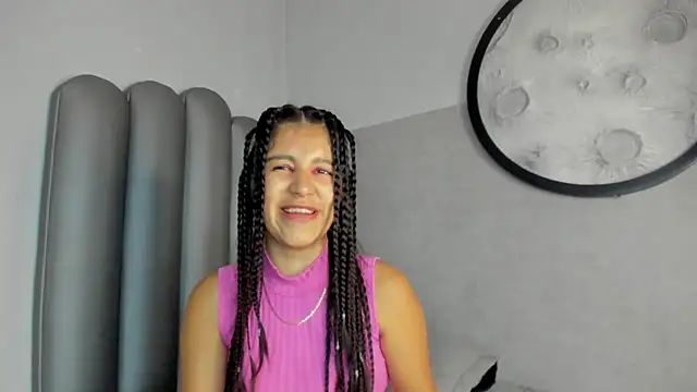 Lucy-23 online show from April 2026 04:26:01 AM