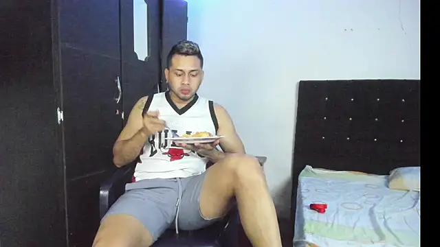 Ryan xc1 online show from September 2025 02:17:01 AM