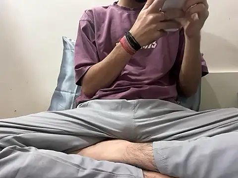 Snapshot of coupleyug chatting on December 2025 11:37:02 AM coupleyug online show from December 2025 11:37:02 AM