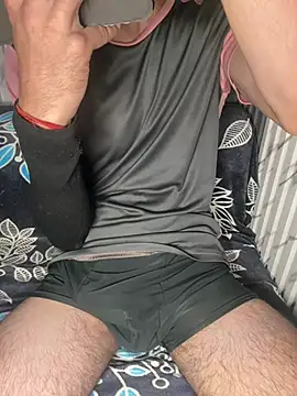coupleyug online show from July 2026 01:21:02 PM