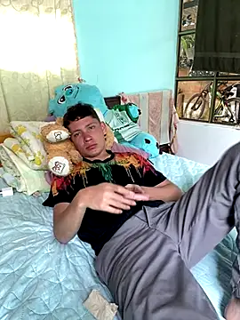 Snapshot of elfernh chatting on December 2025 04:14:01 PM elfernh online show from December 2025 04:14:01 PM