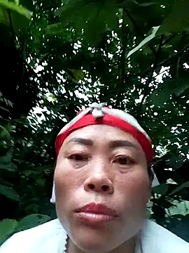 CoMay003 online show from September 2025 11:05:02 PM