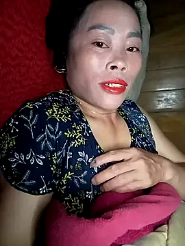 CoMay003 online show from December 2025 01:18:02 PM