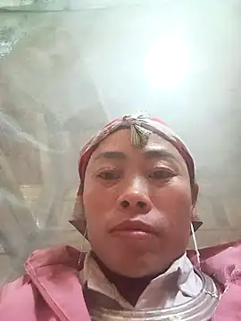 CoMay003 online show from February 2026 10:53:02 AM