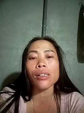 CoMay003 online show from April 2026 12:39:01 PM