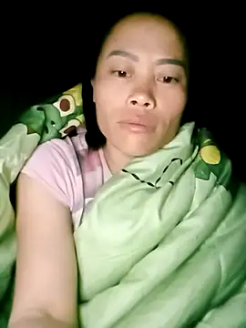 CoMay003 online show from April 2026 07:53:02 PM