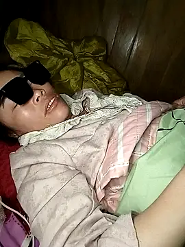 CoMay003 online show from May 2026 05:51:02 PM