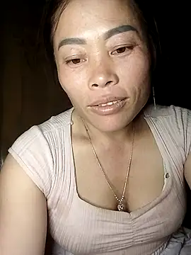 CoMay003 online show from May 2026 04:12:02 PM