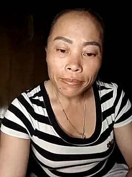 CoMay003 online show from May 2026 04:59:01 PM