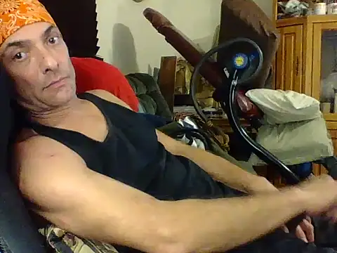 Snapshot of dicinyou80 chatting on November 2025 11:59:01 PM dicinyou80 online show from November 2025 11:59:01 PM